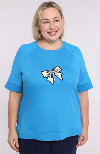 Kék blúz rátéttel
